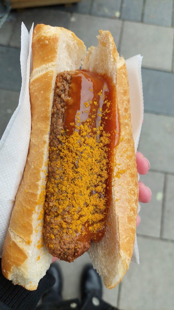 Vegane Currywurst von der Münchner Wurstbraterei